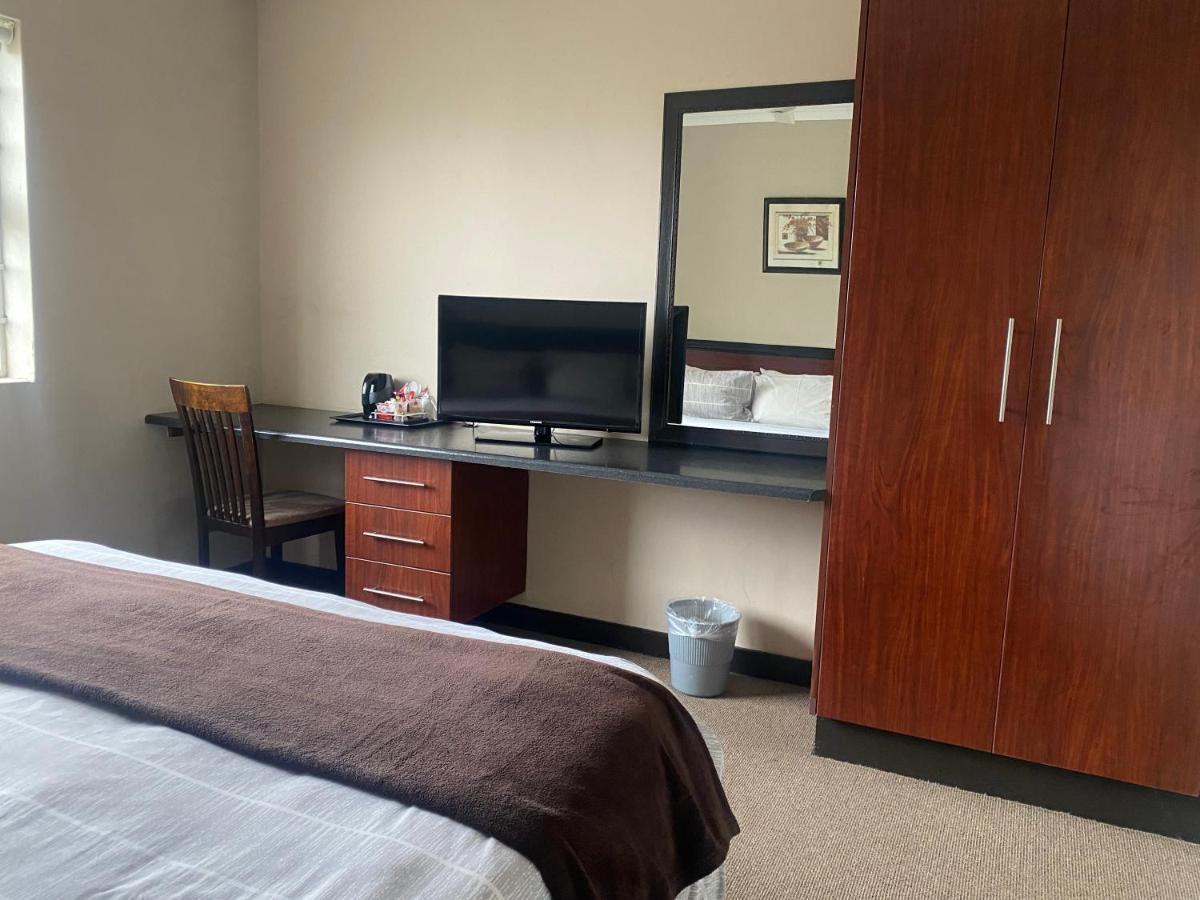 Bluewaters Hotel Източен Лондон Екстериор снимка